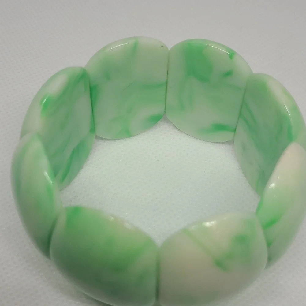 VINTAGE Classic Acrylic Resin Wide Cuff Stretch Bracelet - Picture 8 of 13